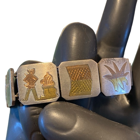 unknown Jewelry - Mexican Panel Bracelet. 925 Silver